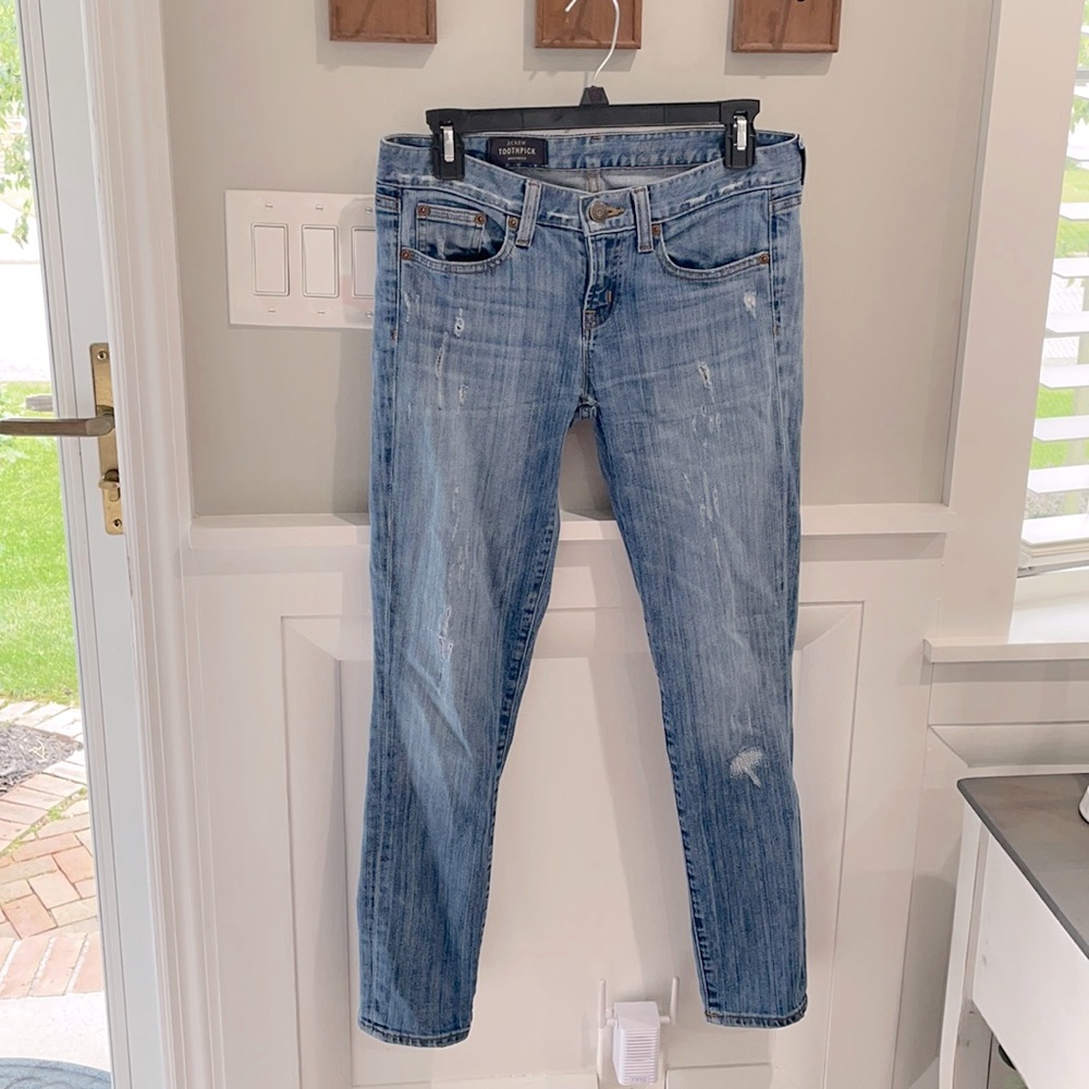 J. Crew Toothpick Ankle Distressed Jeans Size 27 - Picture 2 of 9